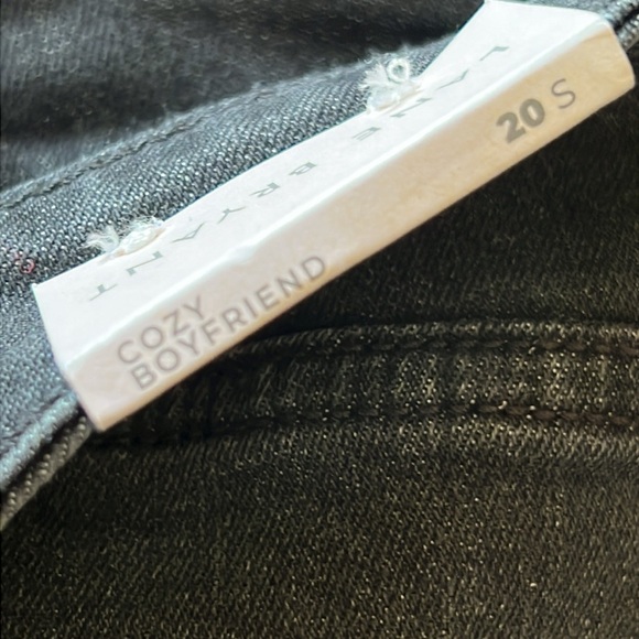 NWT Signature Fit Boyfriend Cozy Jogger Jean - Black Wash Size 20 short - Picture 9 of 16